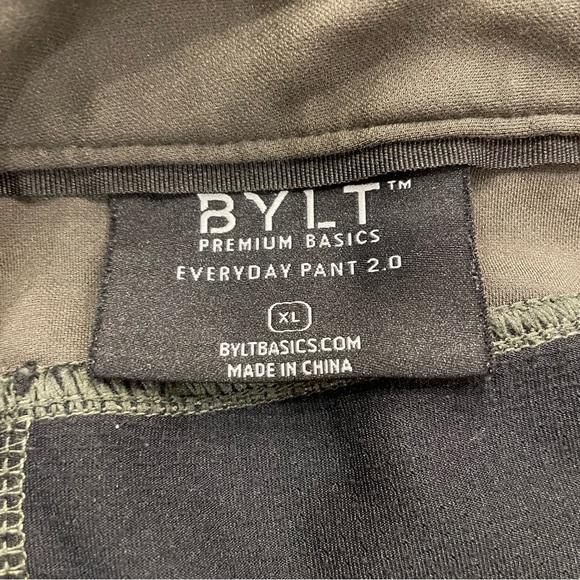 BYLT Premium Basics Men’s Everyday Pant 2.0 Size XL Dark Olive - Picture 8 of 13
